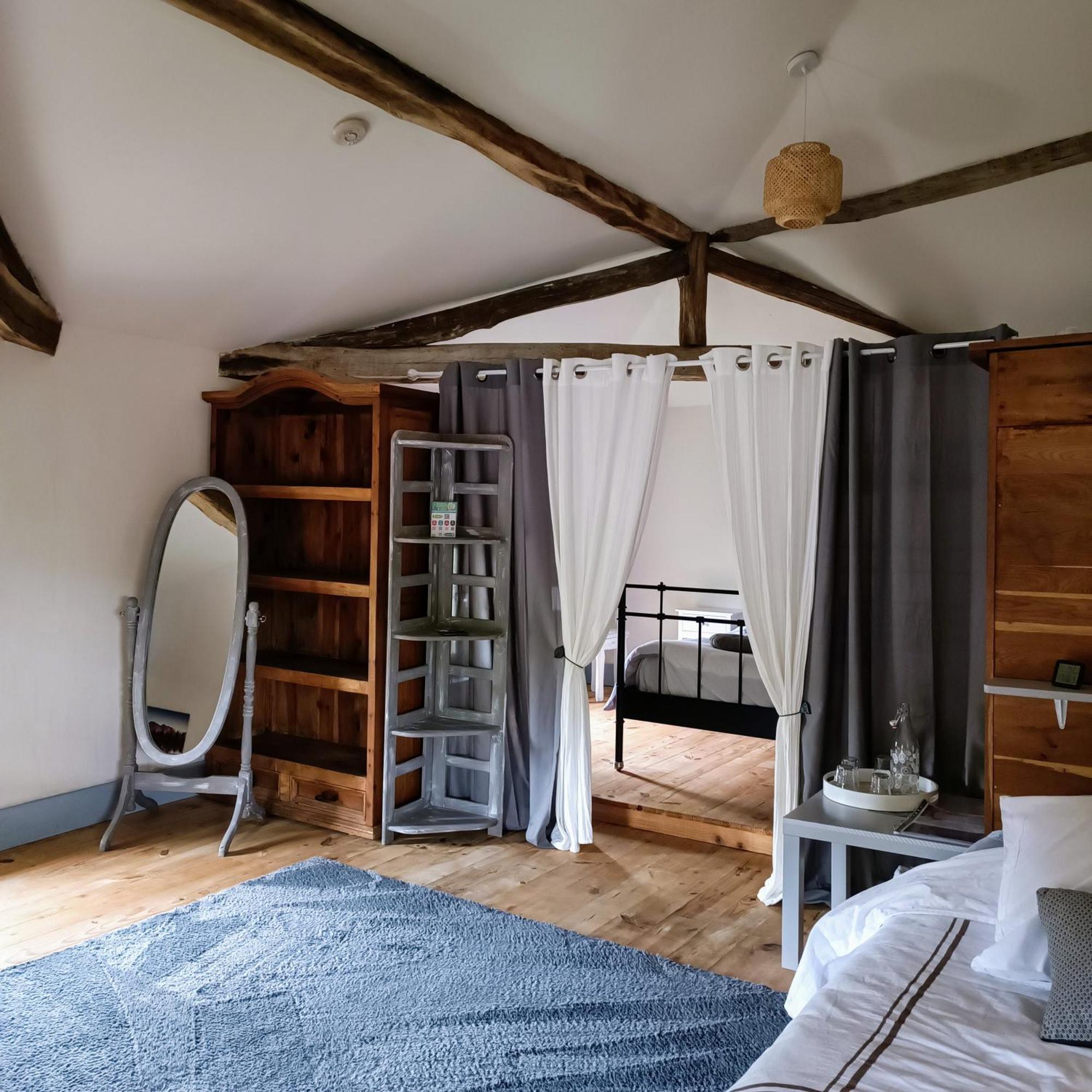 Bed and Breakfast Baladous Montgaillard-de-Salies Екстер'єр фото